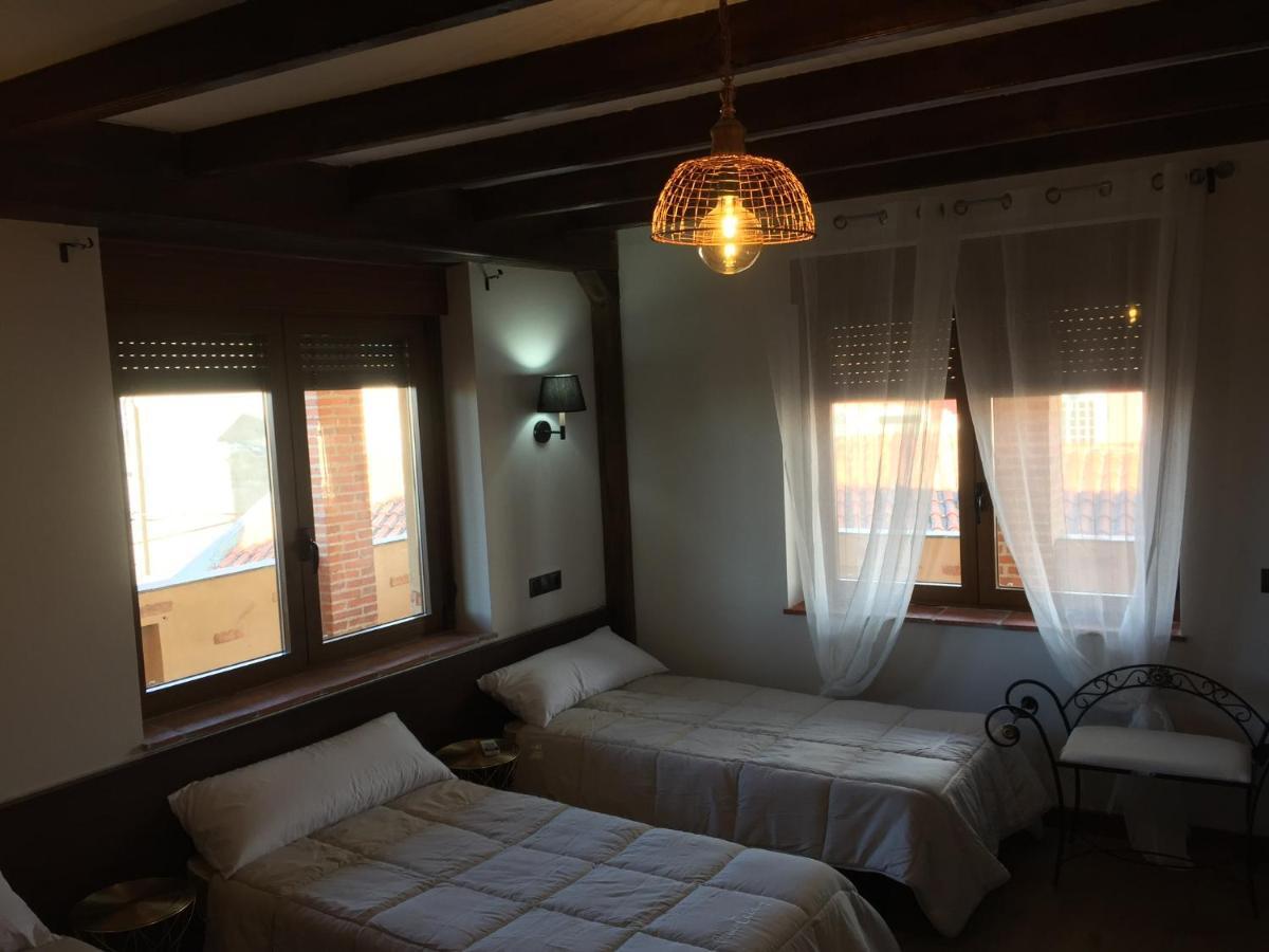 Villas De Miranda Miranda de Azán Exteriér fotografie